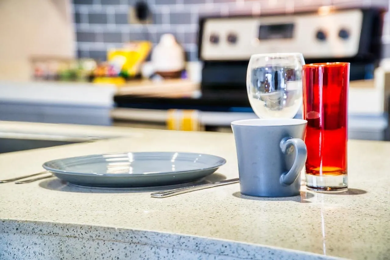 Luxury Apartment At 20 South Suite 108 Kingston